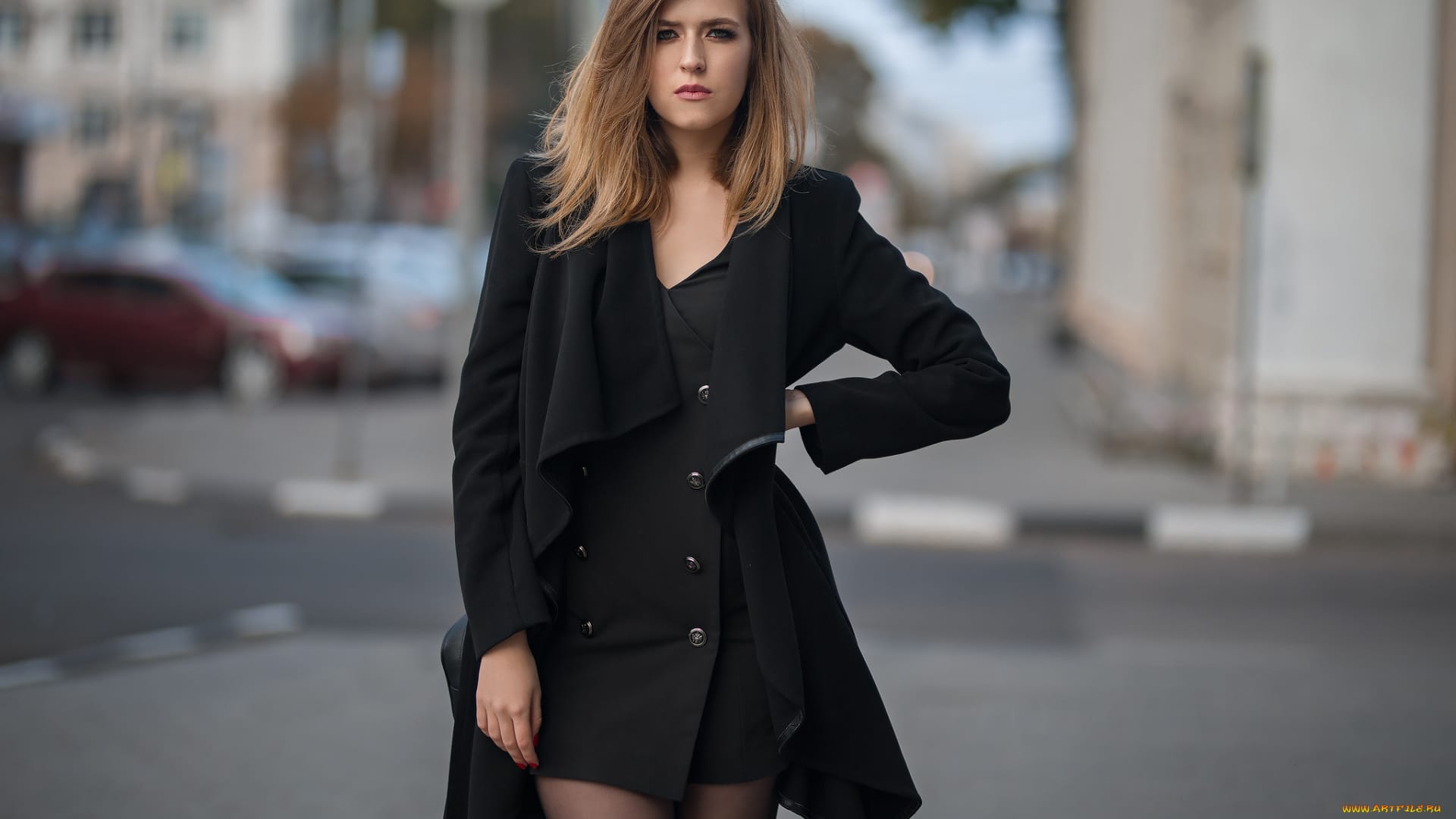 Kış Şıklığının Anahtar Parçası: Kadın Kaban Modellerinde Bu Sezonun Öne Çıkan Trendleri